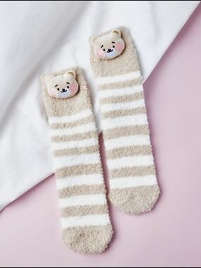 The Crème Shop Cozy Infused Socks lavender + coconut essence NWT